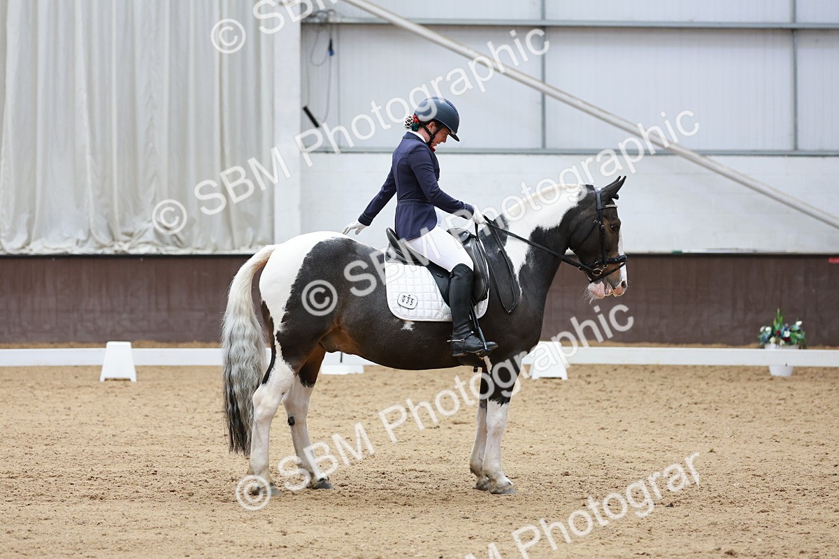 SBM_009831 - Class 6b - Novice 6 - 12.40-13.43