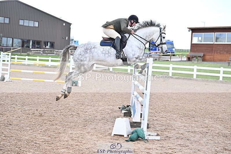 231209A-131313-01851 - Cls 13 Foxhunter & 1.20m Open
