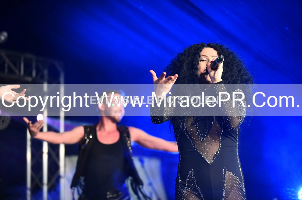 SH4_6835 - The Cher Experience