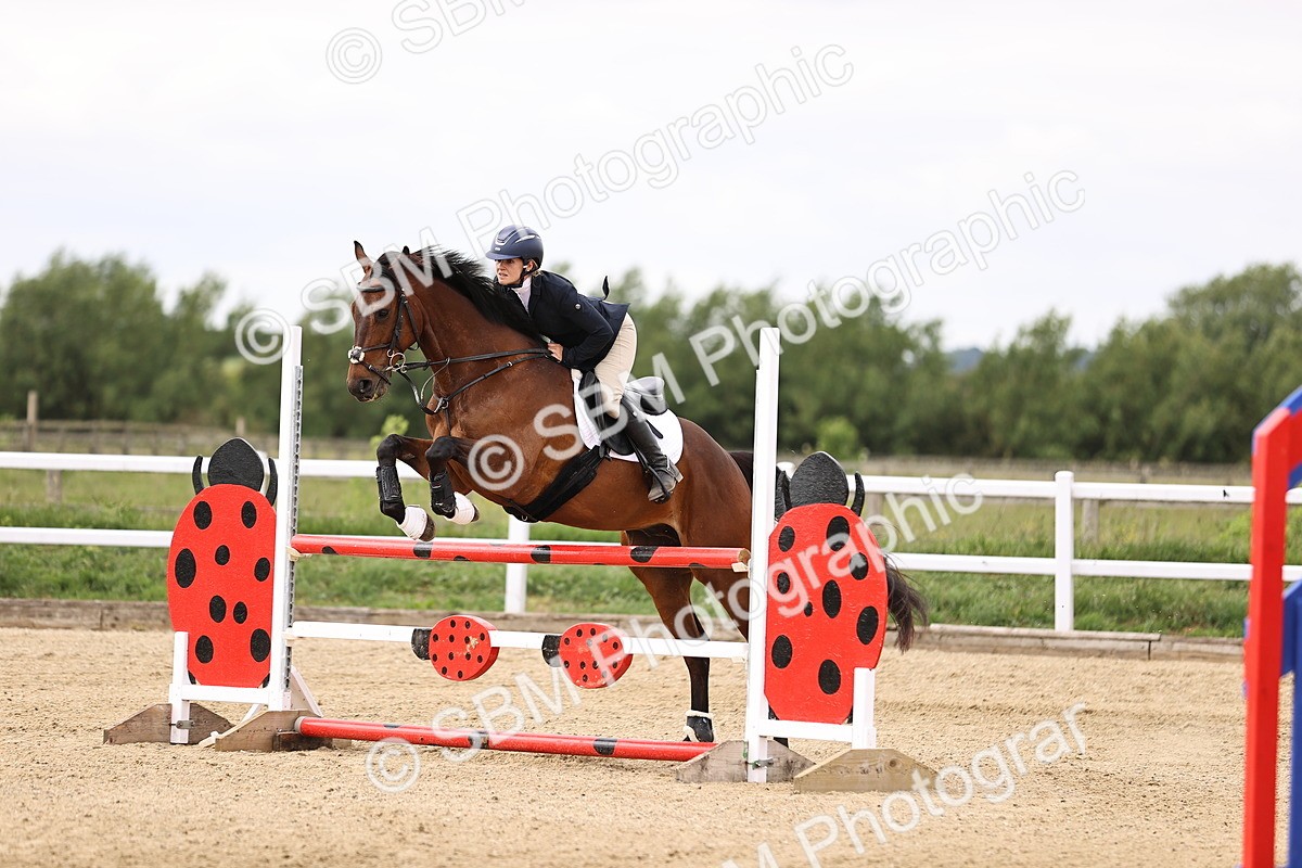 SBM_000314 - Class 4 - 1m showjumping