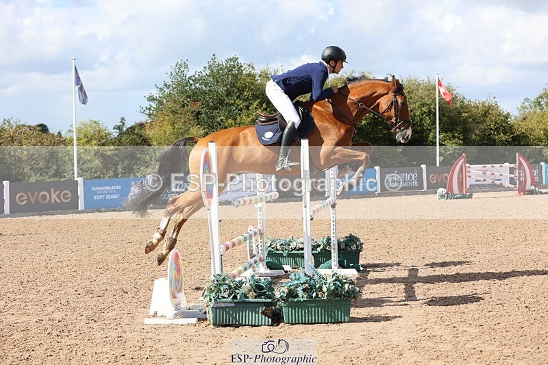 250913-143237-07393 - Cls 25 1.05m Amateur Quali