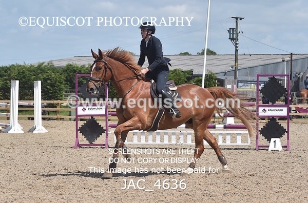 JAC_4636 - CLASS 7 Senior Foxhunter/ 1.20m Open