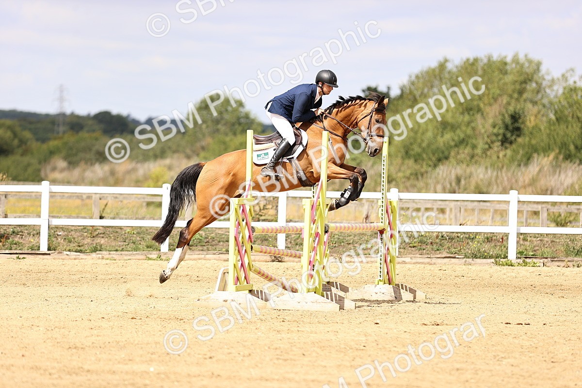 SBM_004140 - Class 3 -  Senior British Novice - 90m Open