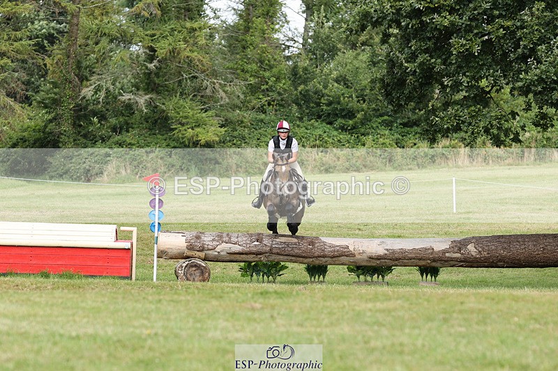 240825X-140327-34423 - 80cm XC 13.30 to 14.30