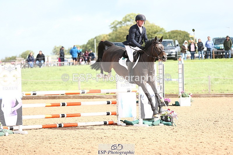 230812A-100015-08052 - Cls 31 Snr Newcomers