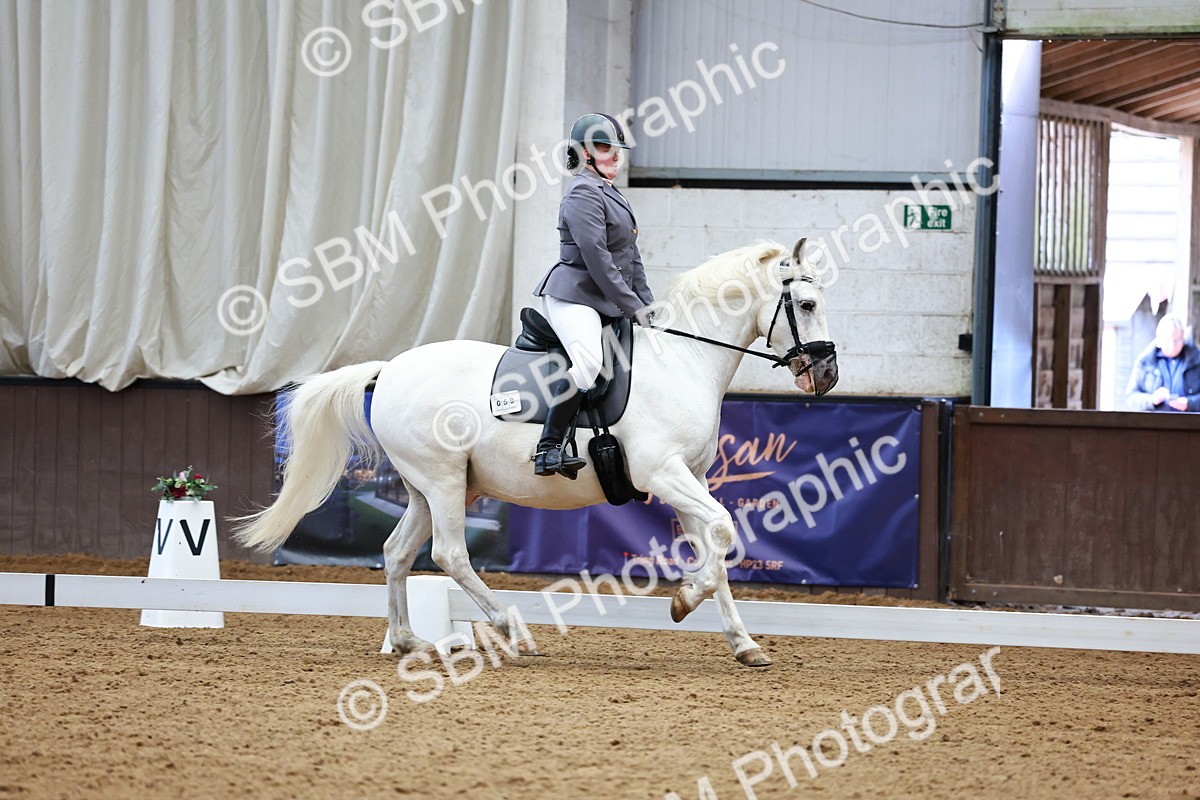 0B8A0381 - Class 4 - Novice 4
