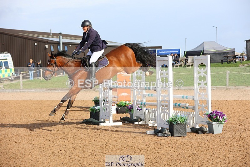 250911-095742-00537 - Cls 1 Snr 1.05 & 1.10m