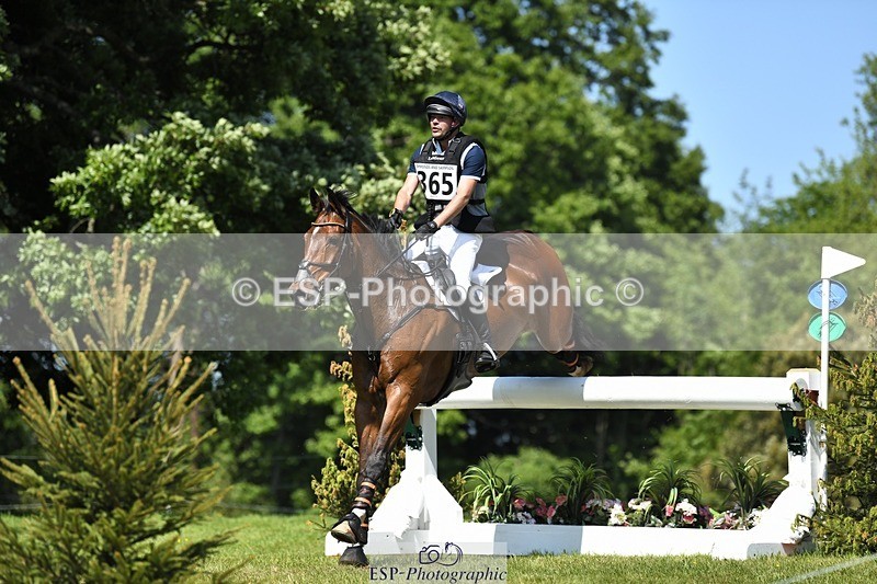 230527-150921-10598 - 365-BWE_NEWTON_DE_JASPER-Adam_Harvey-XC