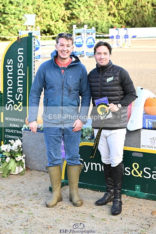 251024A-164423-15181 - 3 Star Presentations