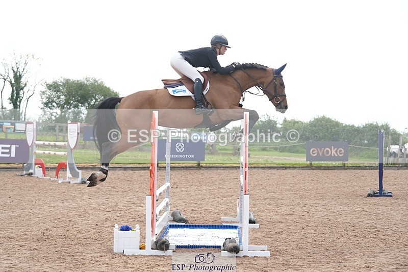 260508-093724-04660 - Cls 12 Snr Foxhunter