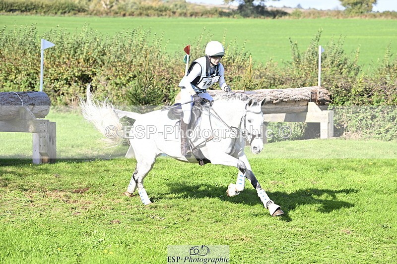 251024A-125204-11297 - B-141-Erin.Neale