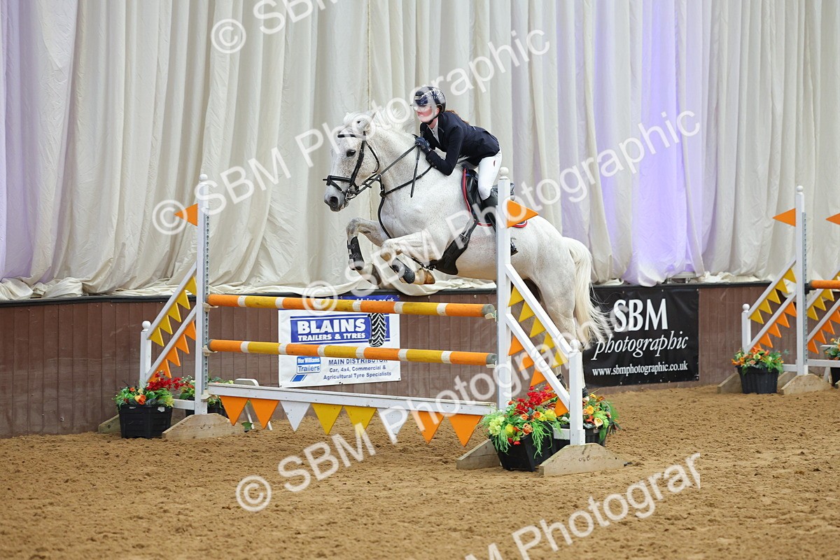 SBM_010803 - Class 23 - Senior Newcomers/ 1.10m Open - First Round (1.10m)