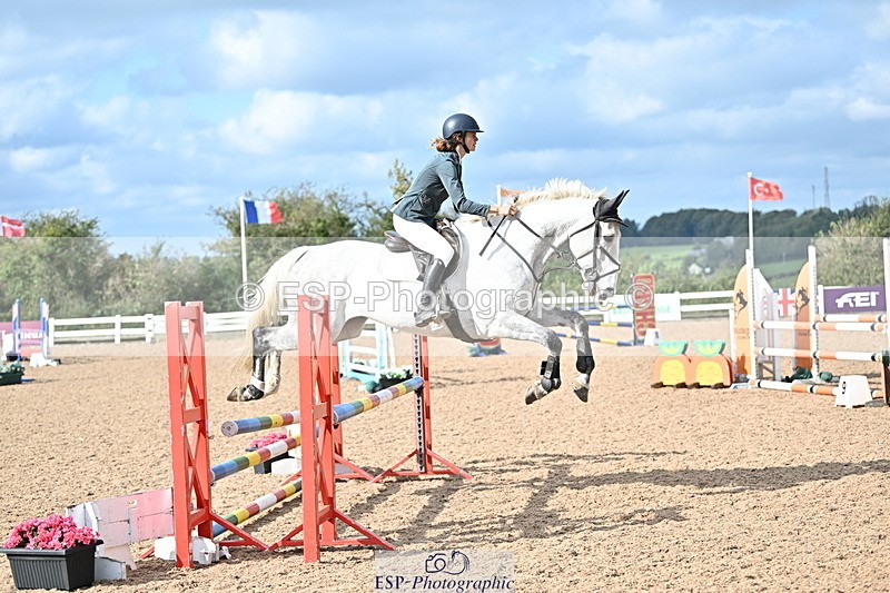 241005A-113601-03446 - SAT Cls 17 95cm Amateur Quali