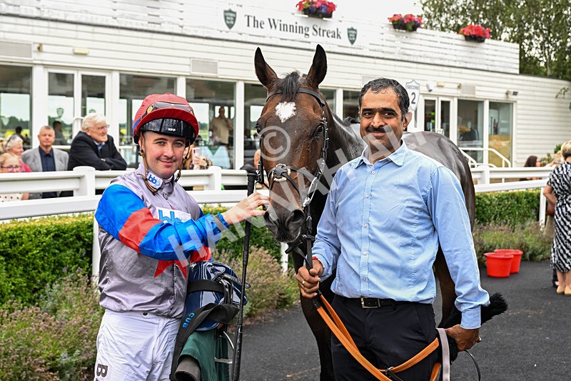 170826-Race 3-Quercus-5410 - Race 3 15.15pm Chapman Milestones Celebration, Thank You NHS Handicap