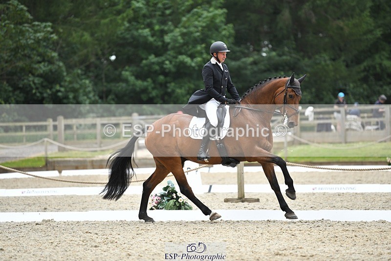 230525-132456-02158 - 116-MONBEG_DARWIN-Michael_Owen-WEDTrotUp+DR