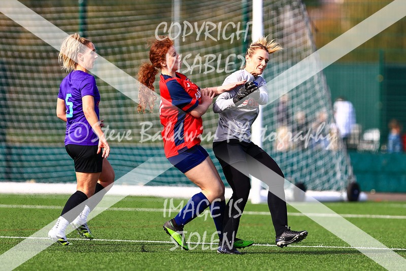 1DX30653 - 2025-10-05 FC Abbey Meads Ladies V Purton  Kingsdown FC Ladies