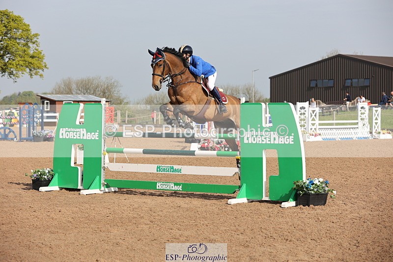 240511A-090403-10900 - Cls 32 Foxhunter