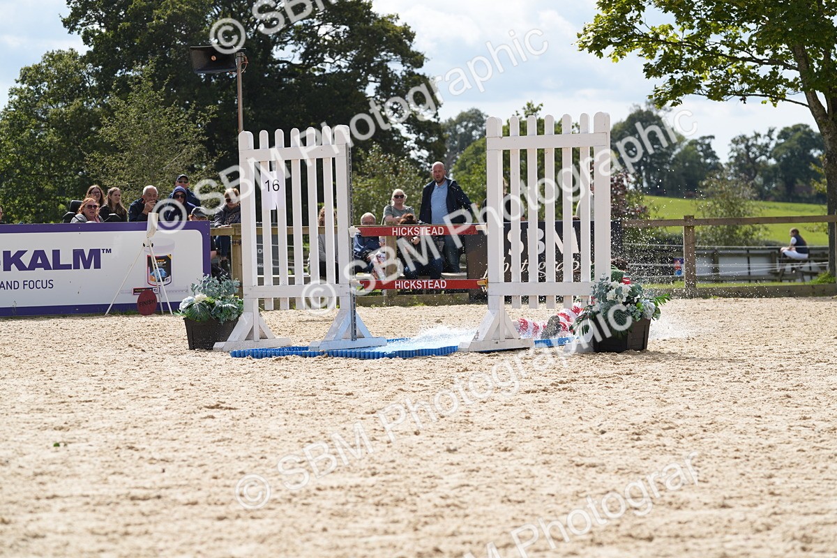 SBM_45665 - J47 - Ride & Run Open 60cm & 75cm