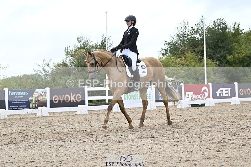 250907-165947-10848 - 054-Amy.Louise.LloydDiva.Royale