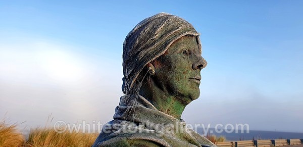 Cobwebs For Earrings - Nairn, Scottish Highlands - Zero Miles