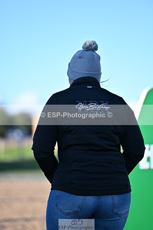 240912A-175932-02778 - Cls 7 Snr 90cm Open Speed Derby