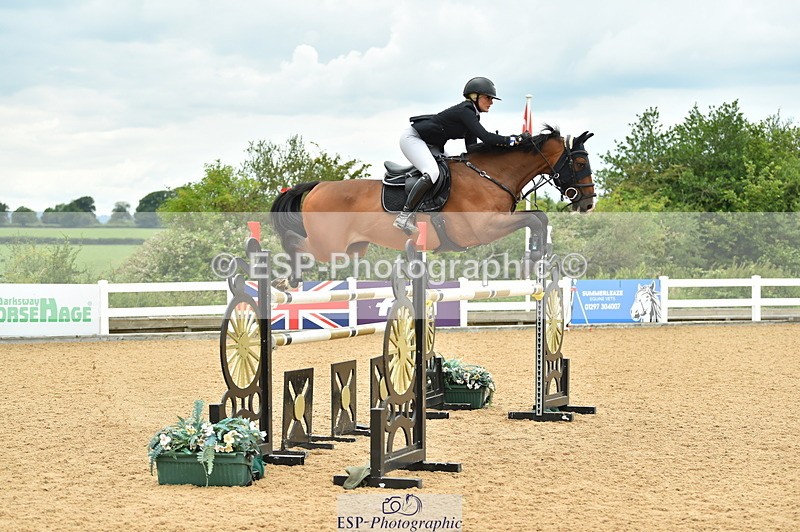 230720A-135552-03237 - Cls 21, 1 Star Gold 1.30m