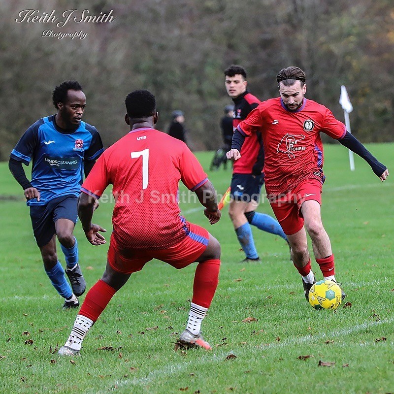 9KJS1626 - Nene League Sunday 16th November 2025 Abington Park