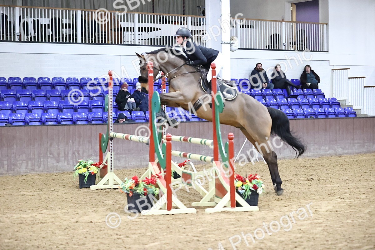 SBM_2396 - Class 9 - Senior Newcomers/ 1.10m Open