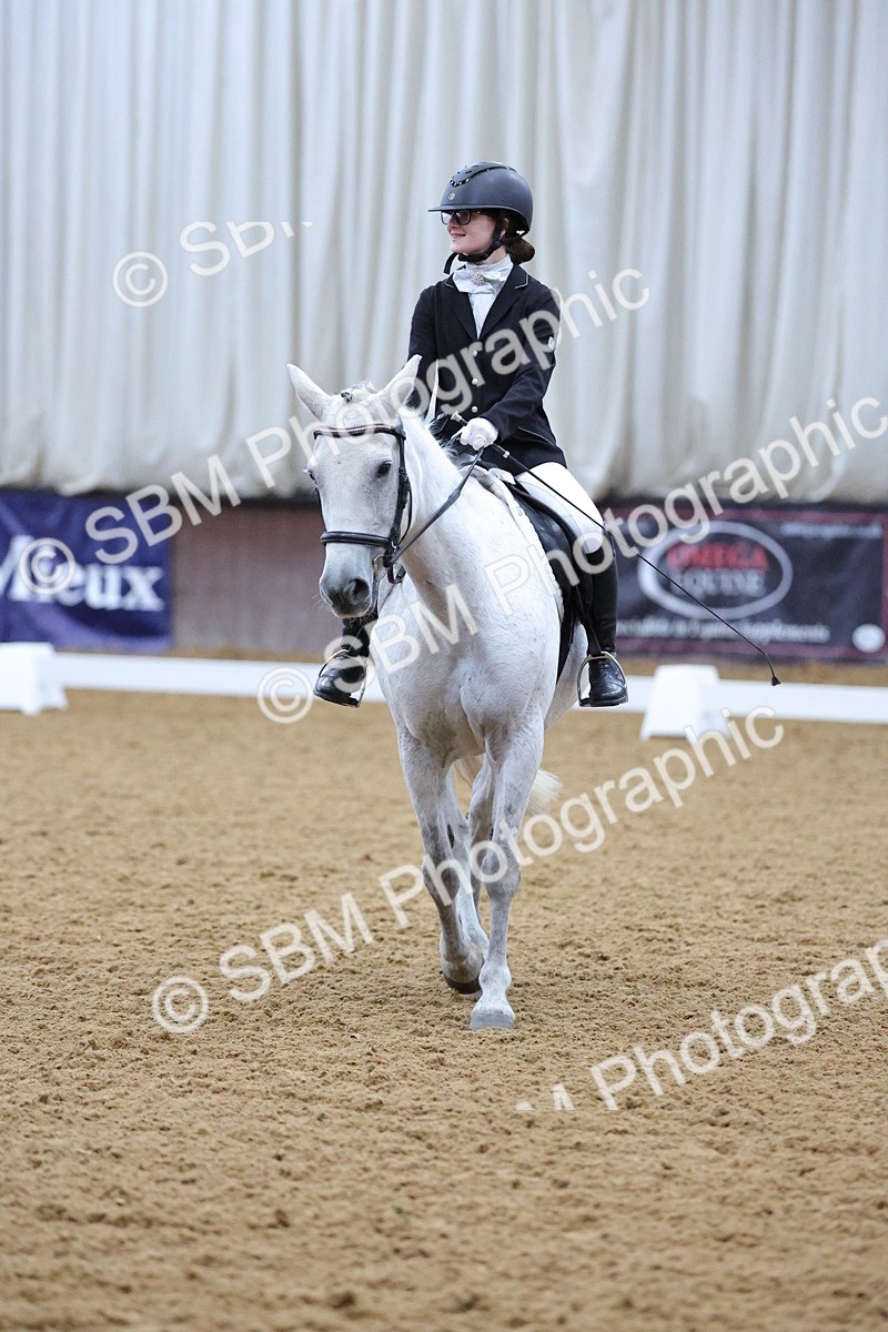 SBM_000117 - Class 2 - Intro 3 Championship - 8.51-9.47