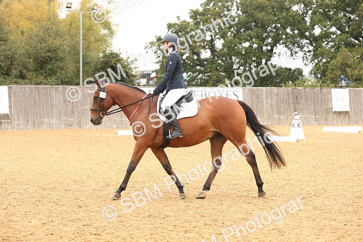 SBM_44108 - D6 - Small Tour Championship Intro 4