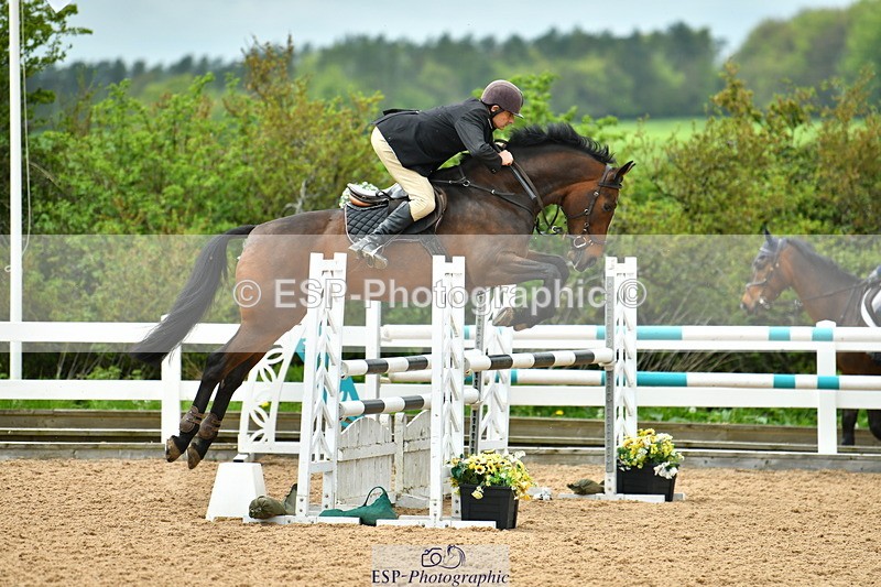 230507A-132510-08123 - Cls 43 1.05m Amateur Quali