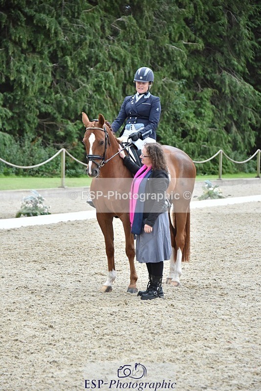 230813-181948-08815 - Medium Silver Presentations