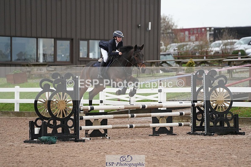 251109-085633-03116 - Cls 15 British Novice and 90cm Open