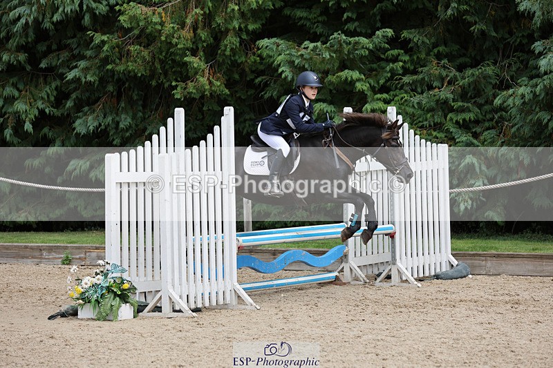 240823X-140613-18184 - 70cm R1 13.45 to 15.30