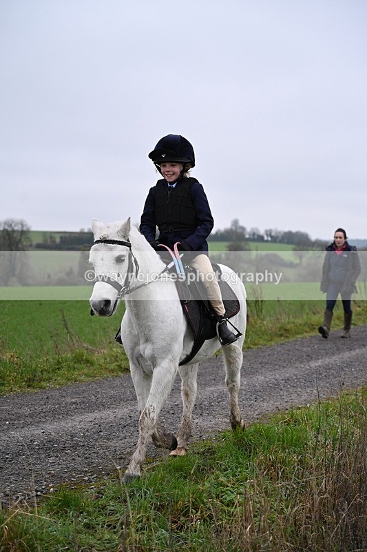 WJ7_9805 - Walk out..