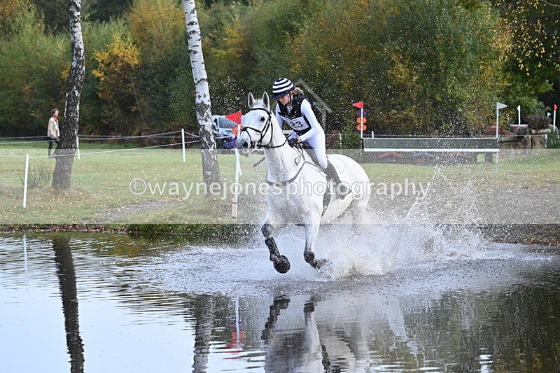 WJ7_0315 - 80cm Cam 2 Water Time 10:45 to 11:06