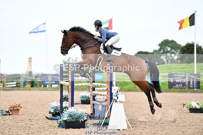 240915A-165730-11160 - Cls 30 Snr Foxhunter