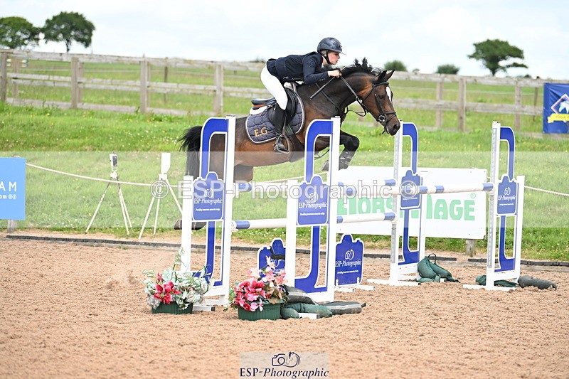 240630A-144153-14456 - Cls 25 HOYS 138cm Jump Off and Presentations