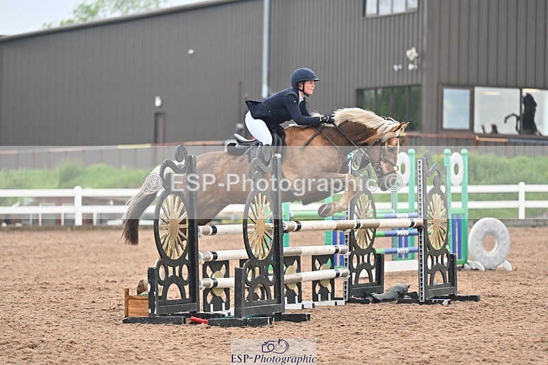 260508-083950-04210 - Cls 17 British Novice and 90cm Open