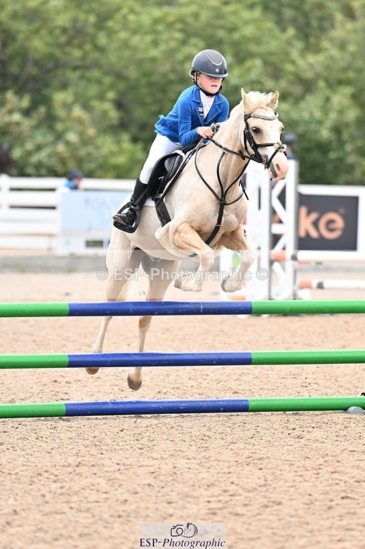 250920-105136-00275 - Cls 22+23 Club and Schools 70cm