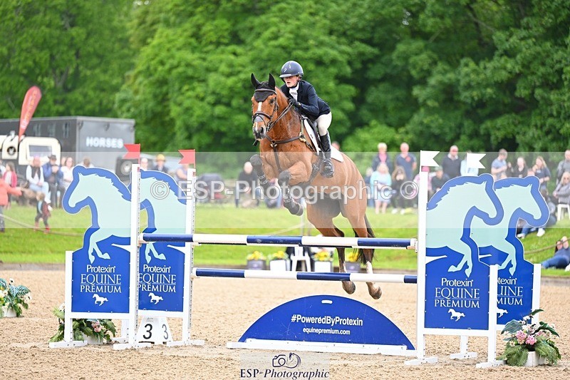 240526-115401-21138 - 152-MODRIX_DOR_VAN_DE_MISPELAERE-Annabel_Walsh