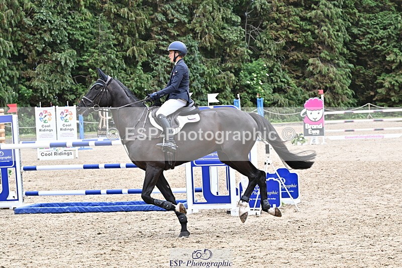 250524A-141440-12322 - D-461-Mia.Farley-INVICTUS