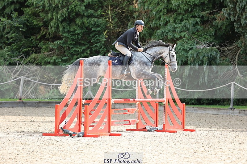 250614A-100822-05552 - Cls 26 British Novice and 90cm Open