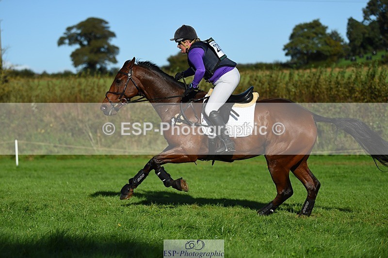 231022-110158-25723 - 229-HARTHILL.SAMBA-Charlotte.Rowe-XC