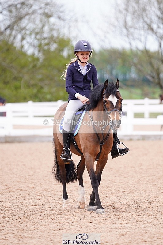 240506A-141436-09456 - Cls 17 Club 60cm