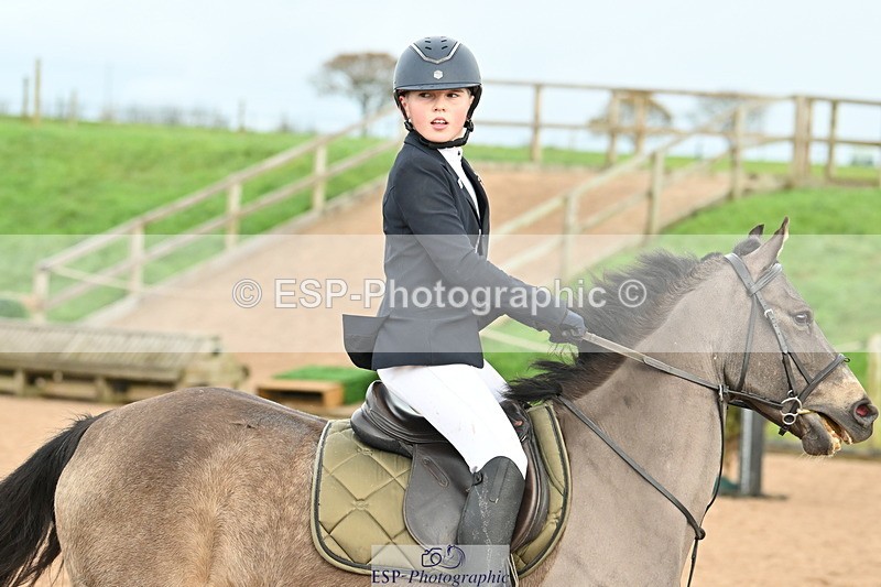 231203A-133115-01423 - Cls 23 Stepping Stones 128cm & 138cm