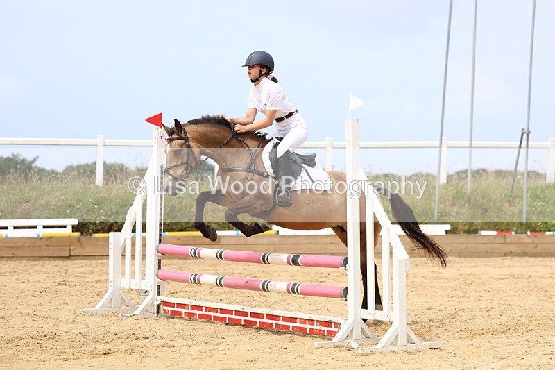 3E7A3202 - Class 6: 70cm Junior