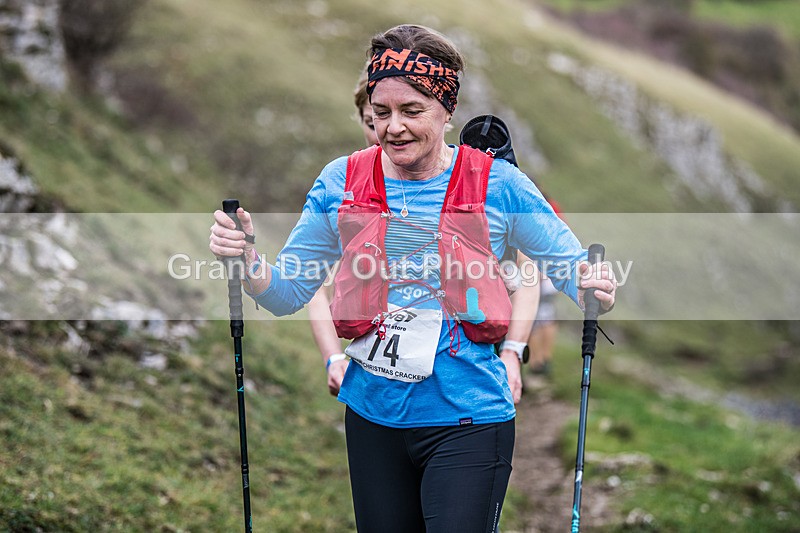 Litton-906 - Litton Christmas Cracker Fell Race (Limestone Series) Sunday 14th December 2025