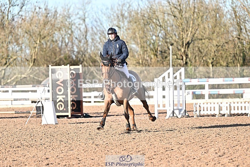 251203-135809-00762 - Cls 5 Foxhunter and 1.20m Open