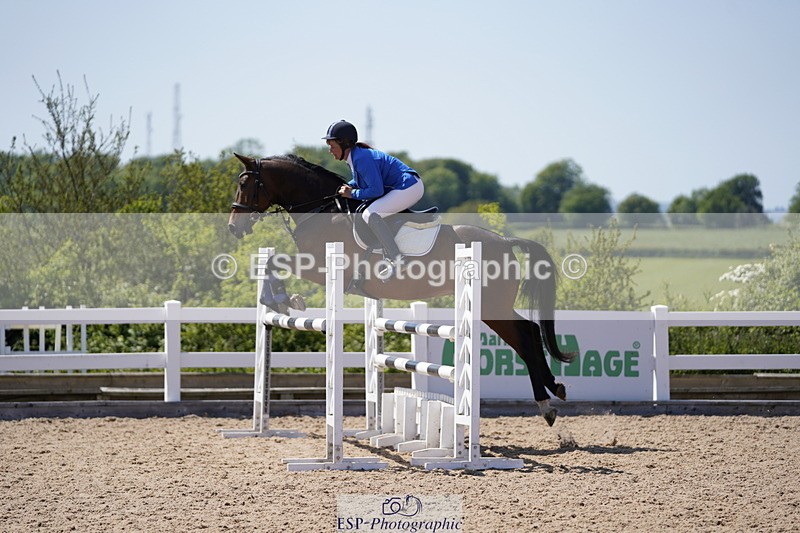 230527A-150244-04785 - Cls 23 1.05m Amateur Quali